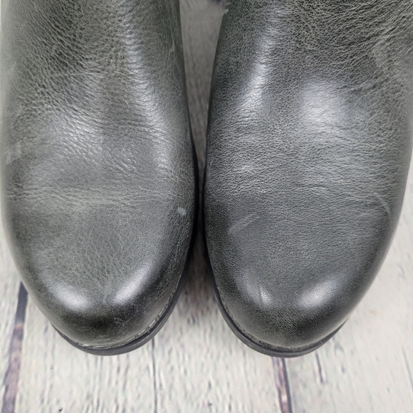 DANSKO | Harlene leather heeled side zip chelsea style ankle booties boots - Picture 4 of 10